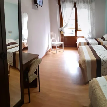 Campoamor بيت ضيافة